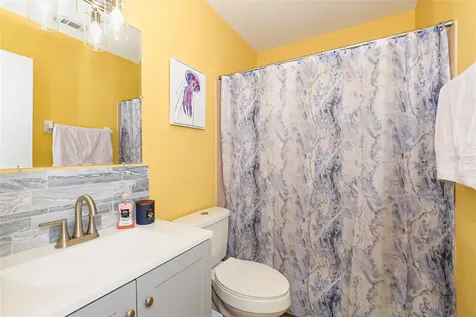 2565 SE Dogwood Avenue Port St Lucie FL 34952