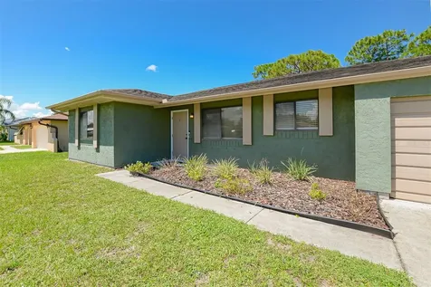 2565 SE Dogwood Avenue Port St Lucie FL 34952