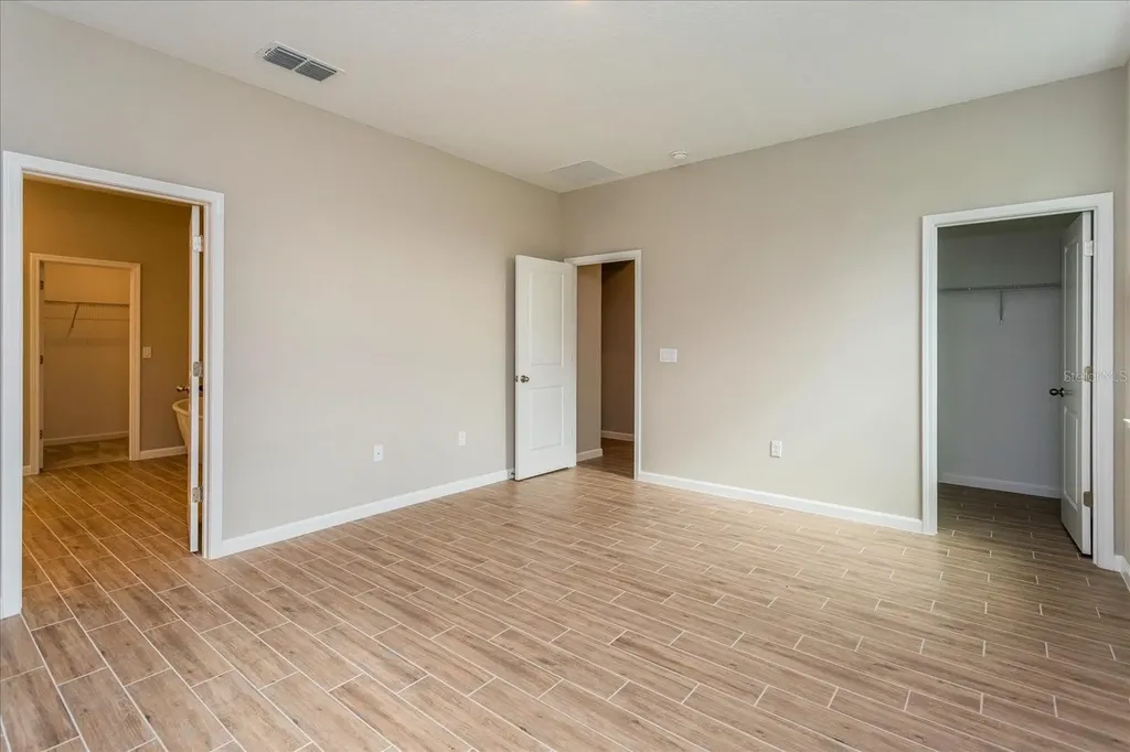 1852 Sunshine Peak Drive Minneola FL 34715