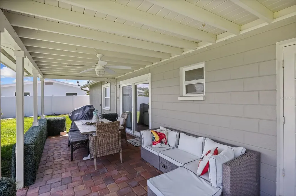 3596 Beach Drive SE St Petersburg FL 33705