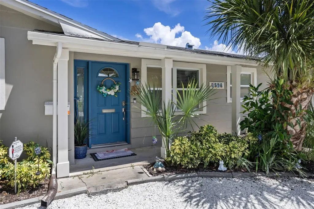 3596 Beach Drive SE St Petersburg FL 33705