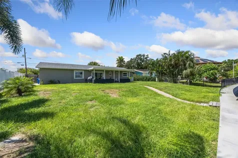 3596 Beach Drive SE St Petersburg FL 33705