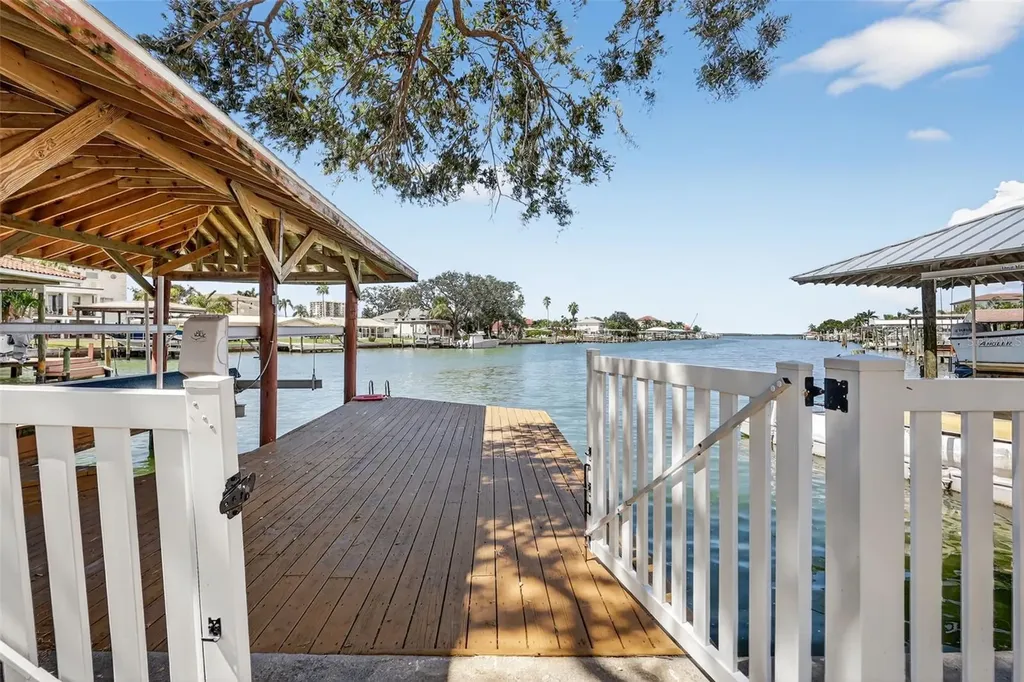 514 Windward Passage Clearwater Beach FL 33767