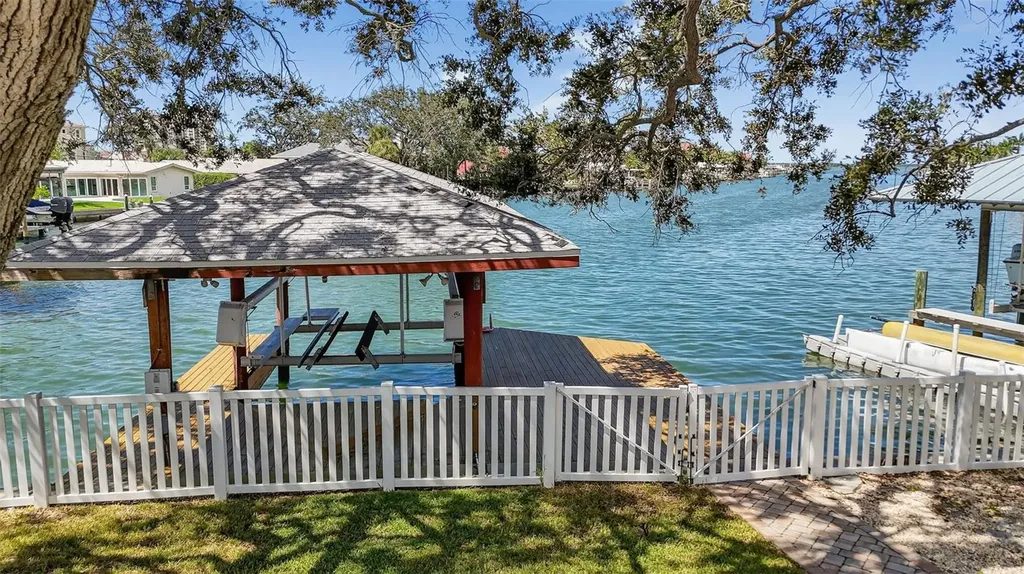514 Windward Passage Clearwater Beach FL 33767