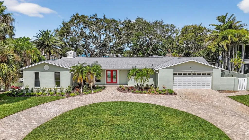 514 Windward Passage Clearwater Beach FL 33767
