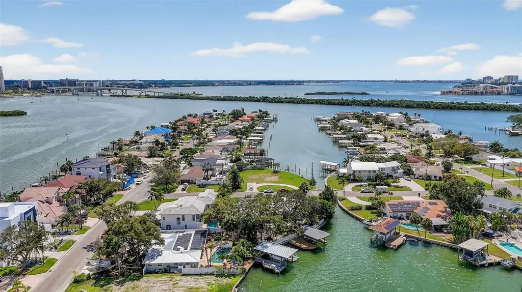 514 Windward Passage Clearwater Beach FL 33767