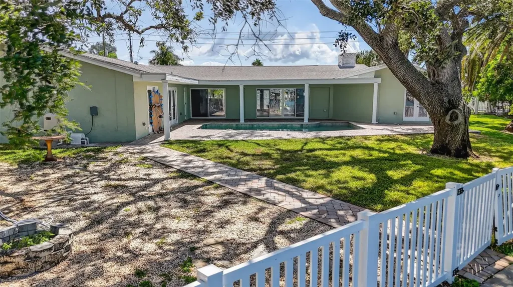 514 Windward Passage Clearwater Beach FL 33767