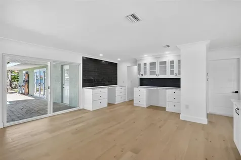 514 Windward Passage Clearwater Beach FL 33767