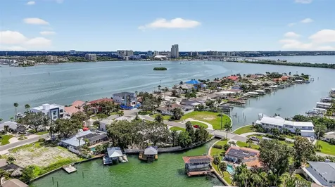 514 Windward Passage Clearwater Beach FL 33767