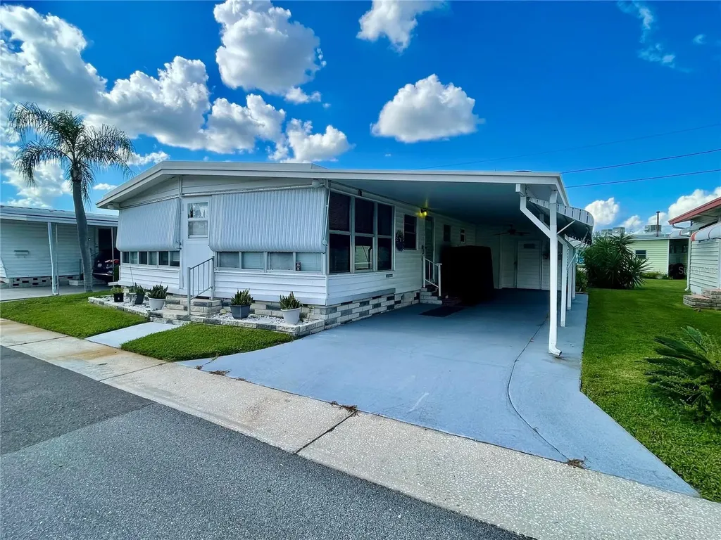 34455 Hibiscus Drive N Pinellas Park FL 33781