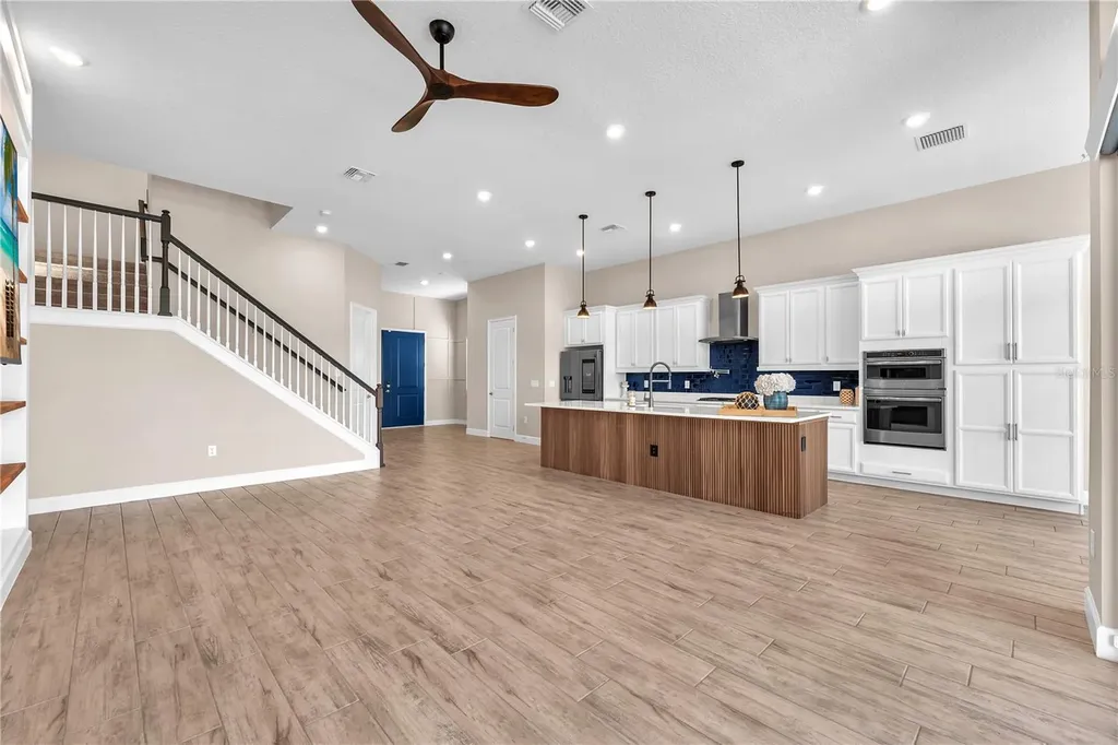 5305 Wishing Arch Drive Apollo Beach FL 33572