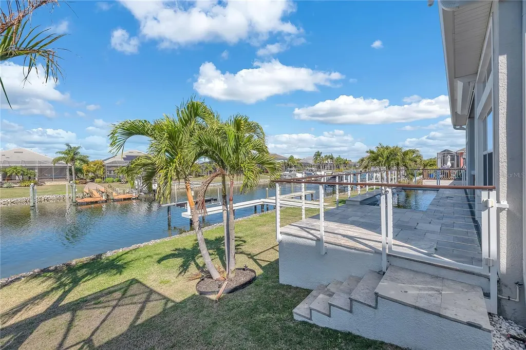 5305 Wishing Arch Drive Apollo Beach FL 33572