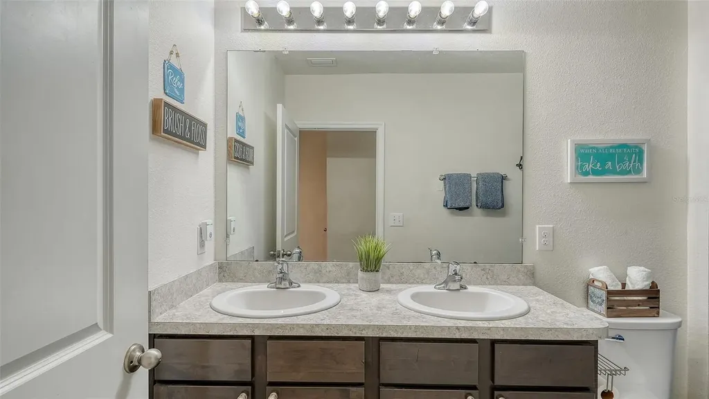 5206 Willow Breeze Way Palmetto FL 34221
