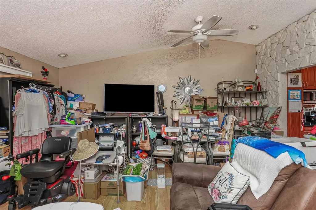10039 88th Street Seminole FL 33777