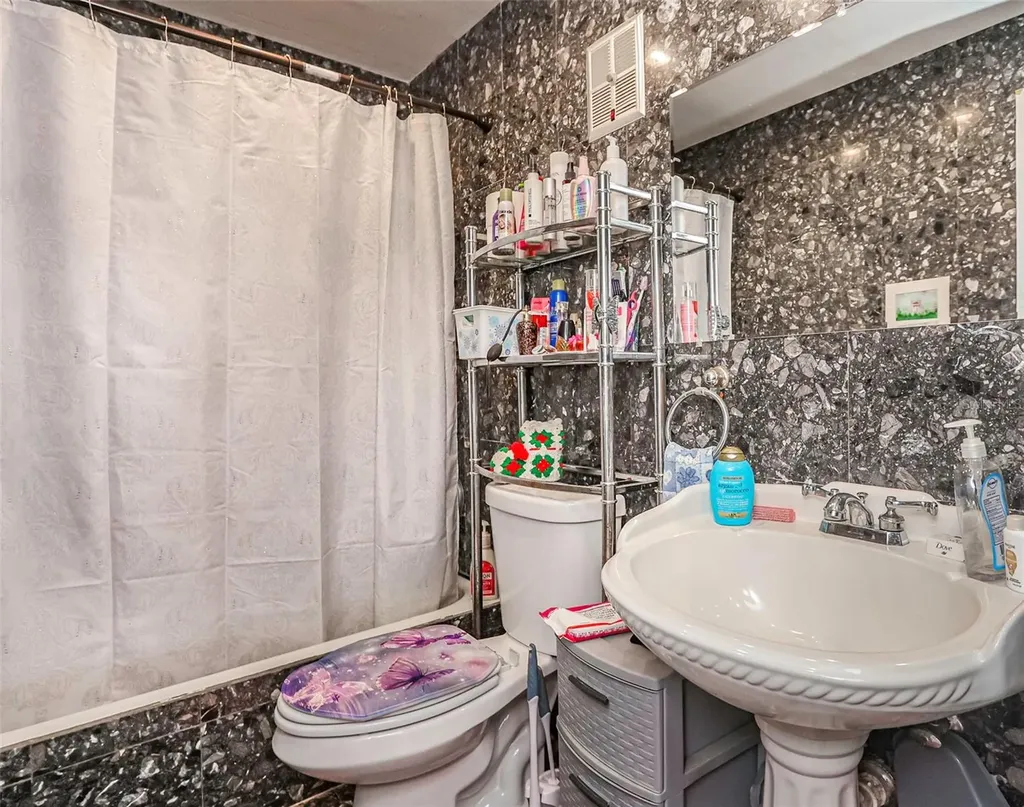 10039 88th Street Seminole FL 33777