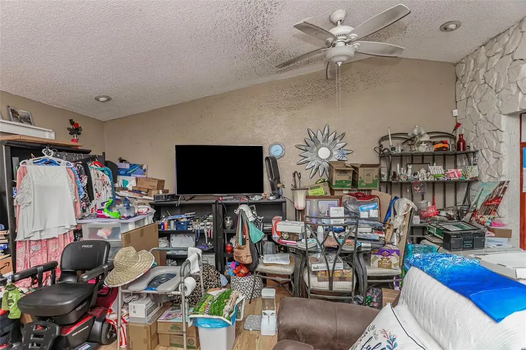 10039 88th Street Seminole FL 33777