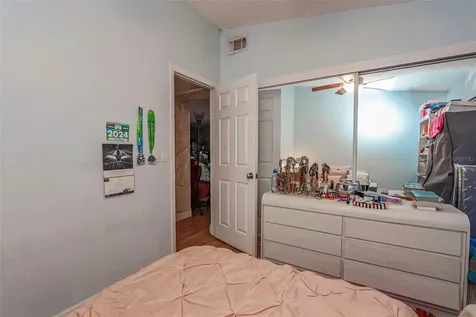10039 88th Street Seminole FL 33777