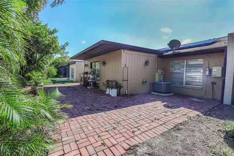 10039 88th Street Seminole FL 33777