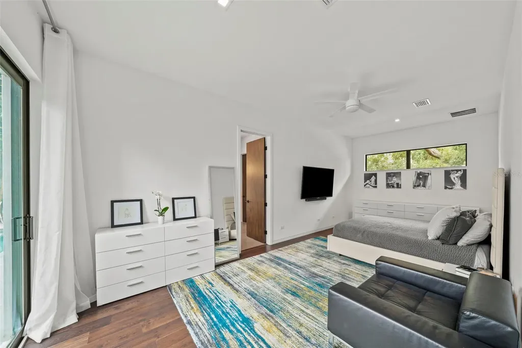 3139 W Waverly Avenue Tampa FL 33629