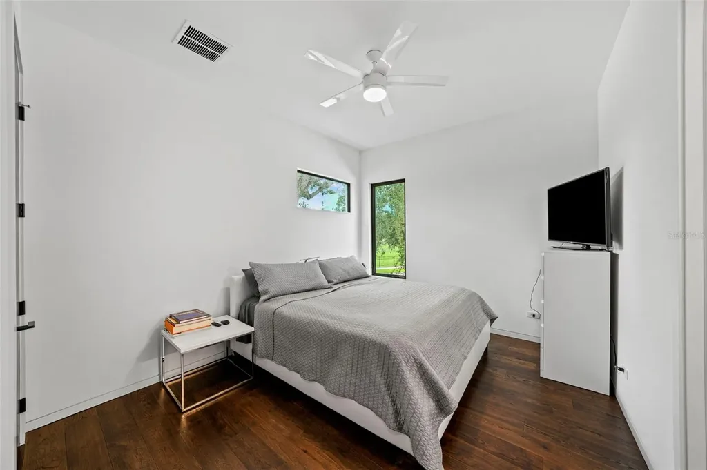 3139 W Waverly Avenue Tampa FL 33629
