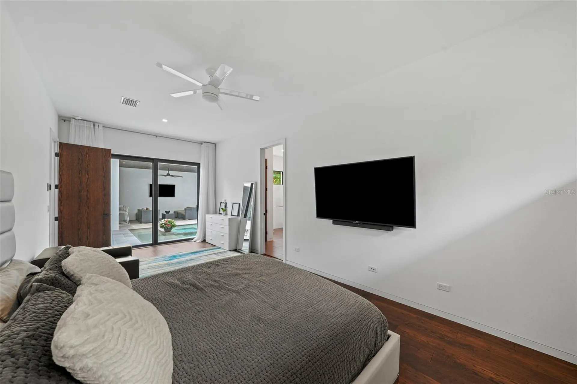 3139 W Waverly Avenue Tampa FL 33629