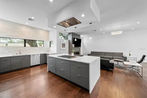 3139 W Waverly Avenue Tampa FL 33629