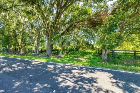 13410 Walden Sheffield Road Dover FL 33527