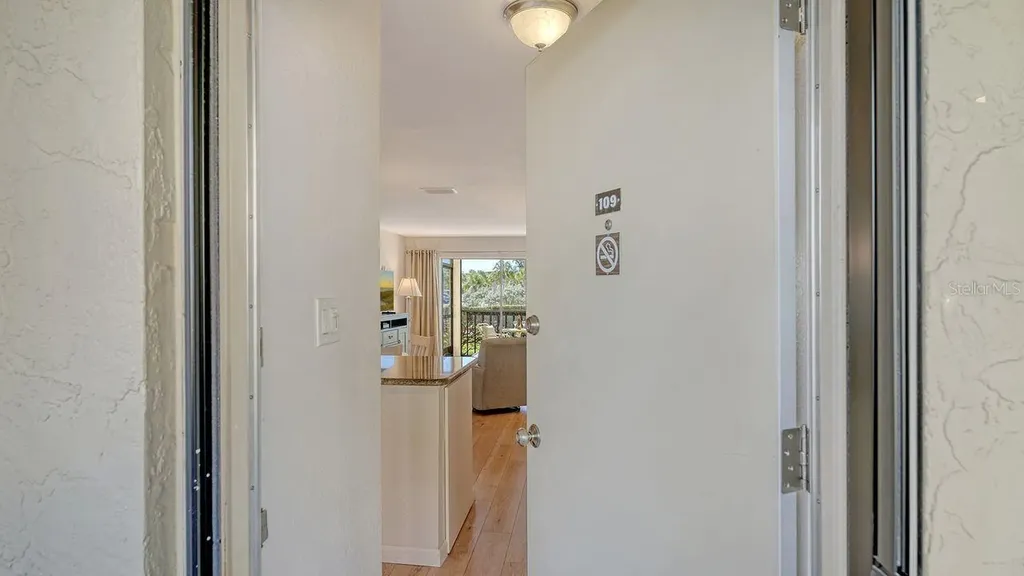 925 Beach Road Sarasota FL 34242
