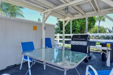 925 Beach Road Sarasota FL 34242