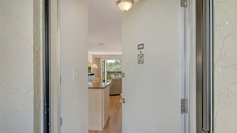 925 Beach Road Sarasota FL 34242