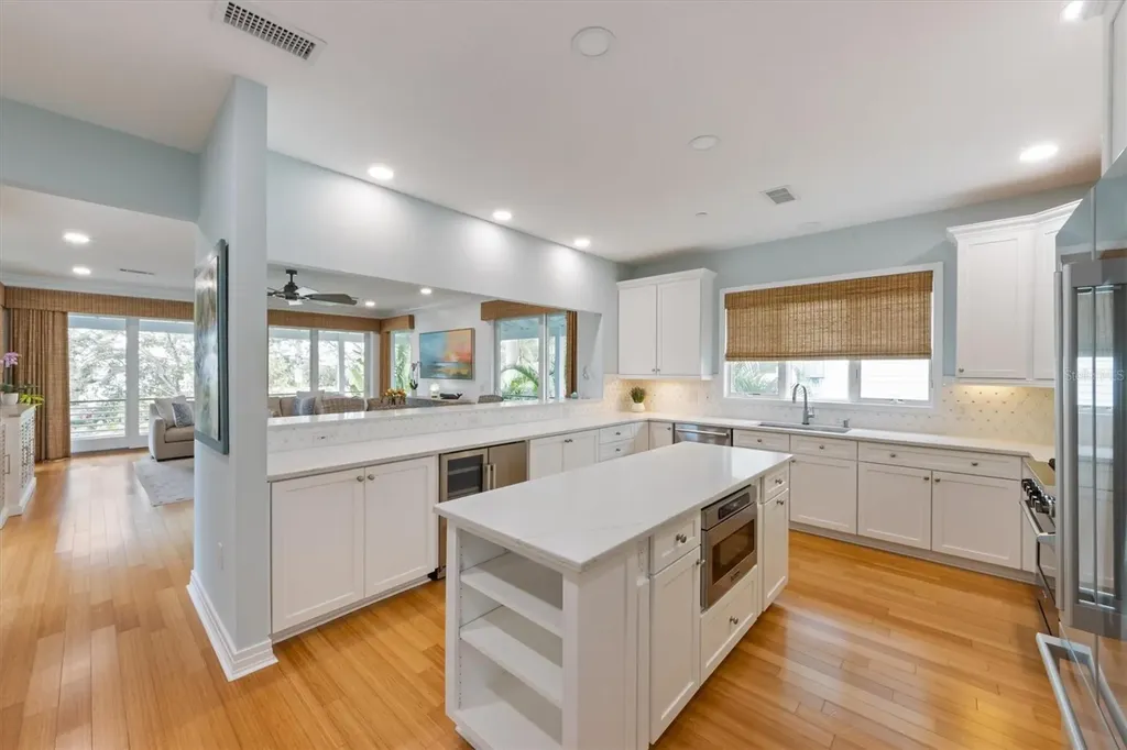 311 Firehouse Court Longboat Key FL 34228