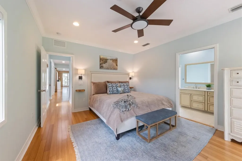 311 Firehouse Court Longboat Key FL 34228