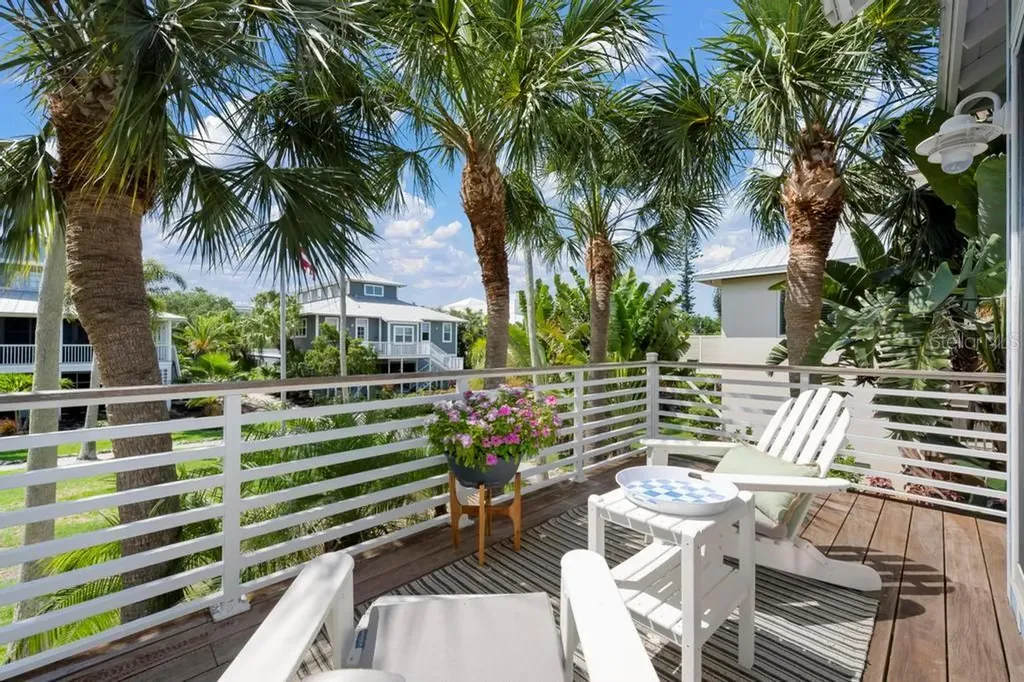 311 Firehouse Court Longboat Key FL 34228