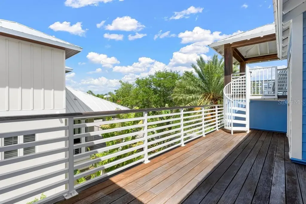 311 Firehouse Court Longboat Key FL 34228