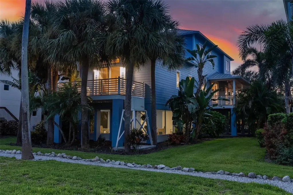 311 Firehouse Court Longboat Key FL 34228