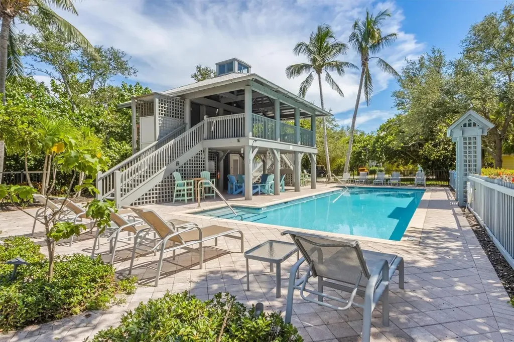 311 Firehouse Court Longboat Key FL 34228