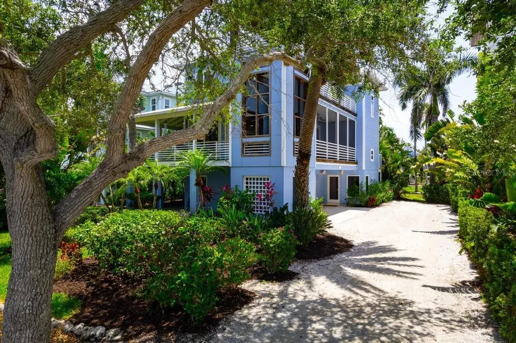 311 Firehouse Court Longboat Key FL 34228