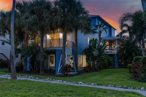 311 Firehouse Court Longboat Key FL 34228