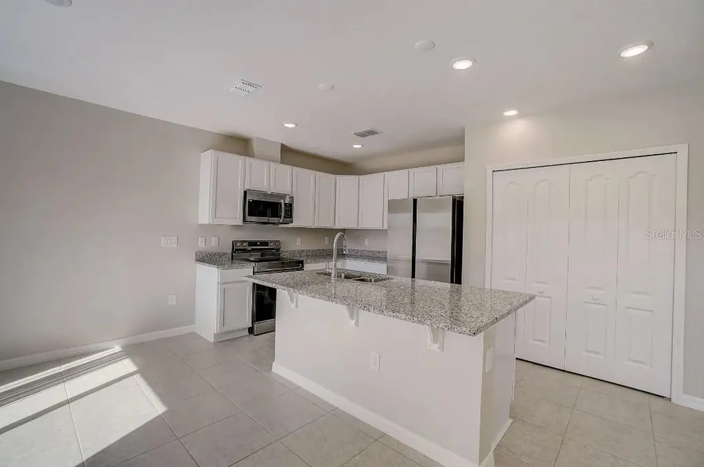 33 Clemson Road Venice FL 34293