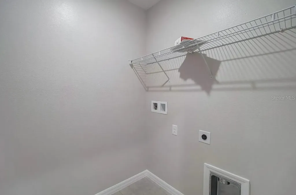 33 Clemson Road Venice FL 34293