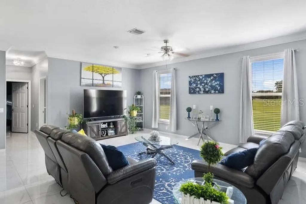 1905 Palm View Road Sarasota FL 34240