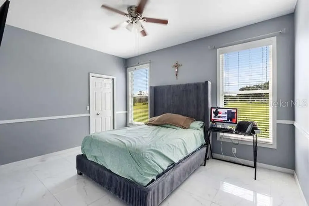 1905 Palm View Road Sarasota FL 34240