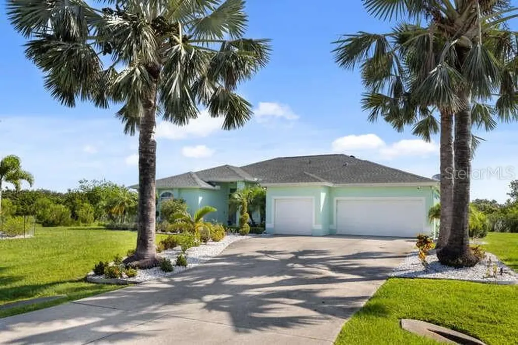 1905 Palm View Road Sarasota FL 34240