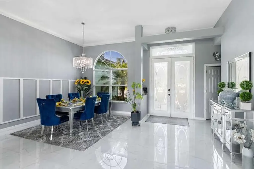 1905 Palm View Road Sarasota FL 34240