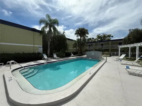 1301 S Howard Avenue Tampa FL 33606