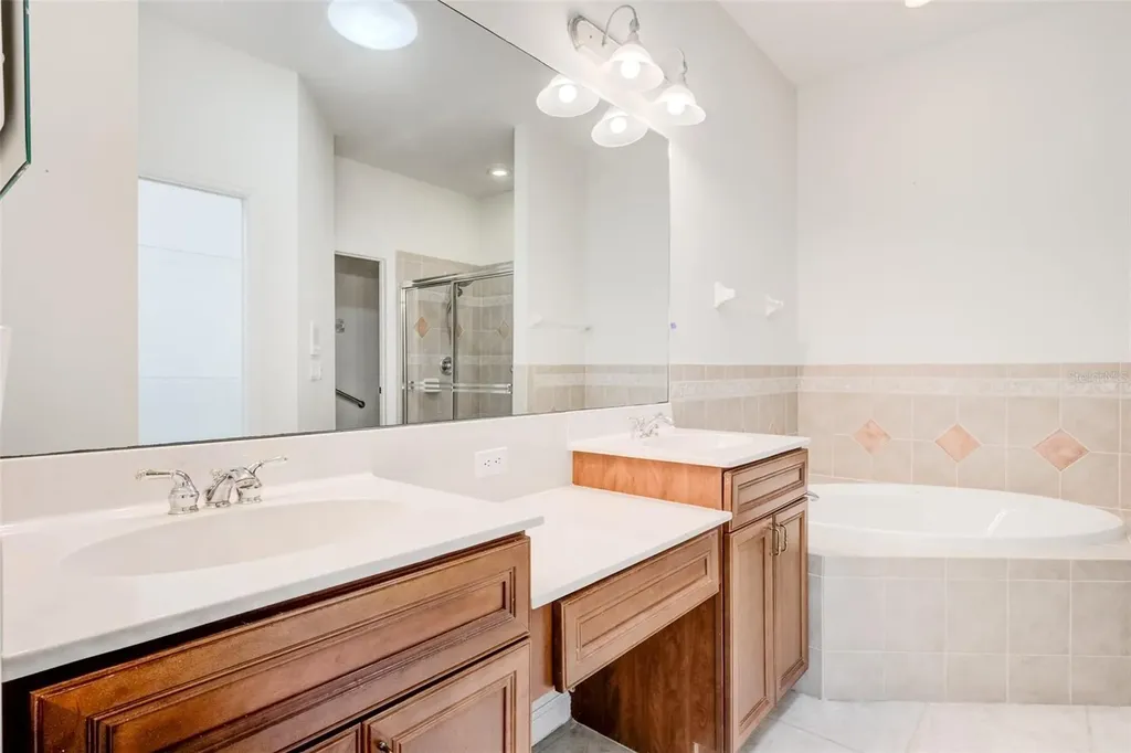 5630 Cortina Lane Palmetto FL 34221
