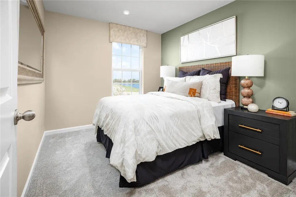 1271 Pineywood Field Drive Davenport FL 33837