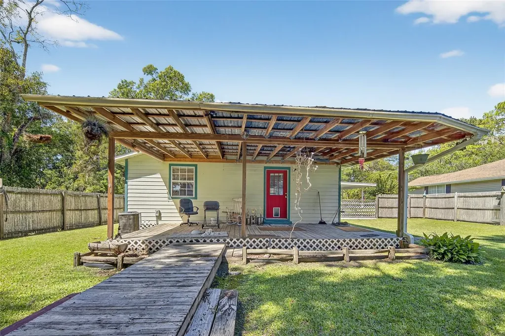 276 S Myrtle Street Starke FL 32091