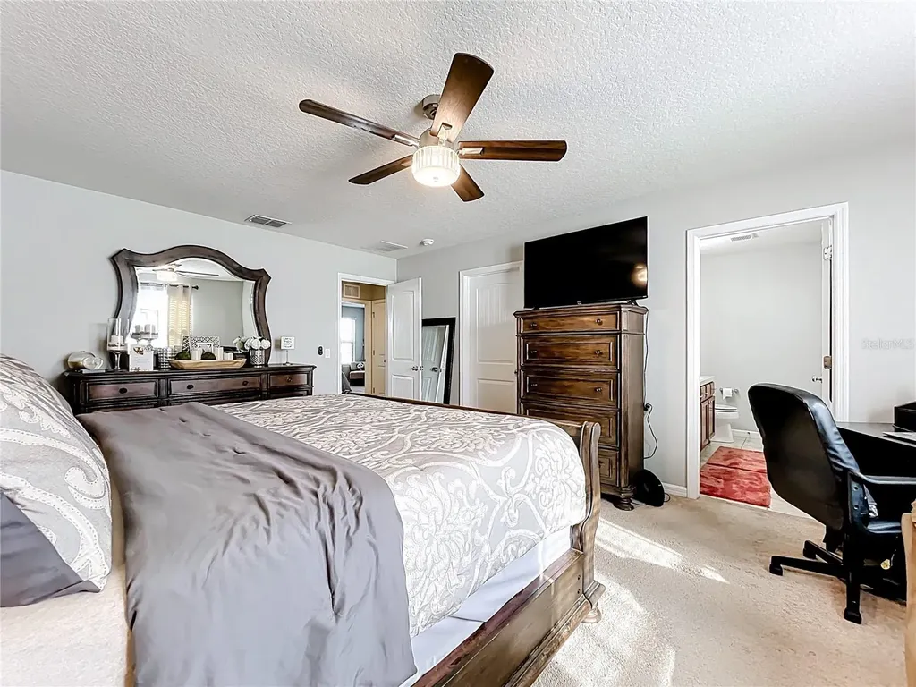 21224 Noric Cove Mount Dora FL 32757