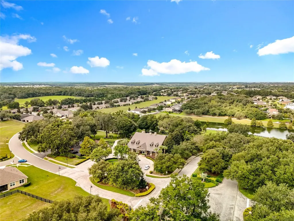 21224 Noric Cove Mount Dora FL 32757